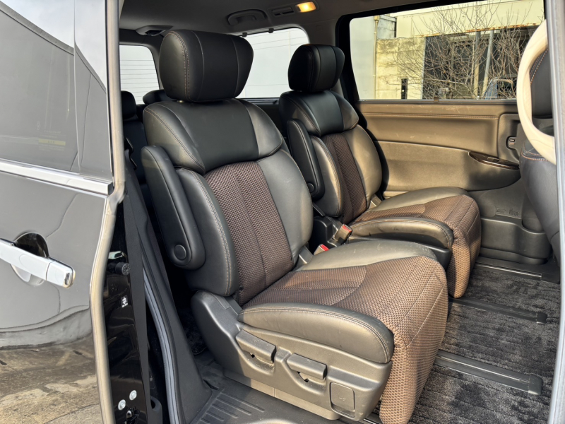 日産 エルグランド 中古車