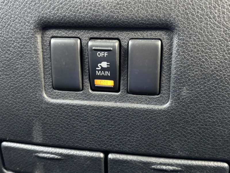 日産 エルグランド 中古車