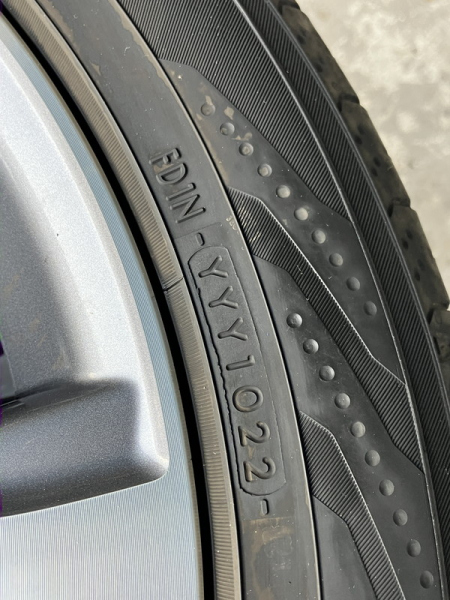 トヨタ エスティマ 中古車