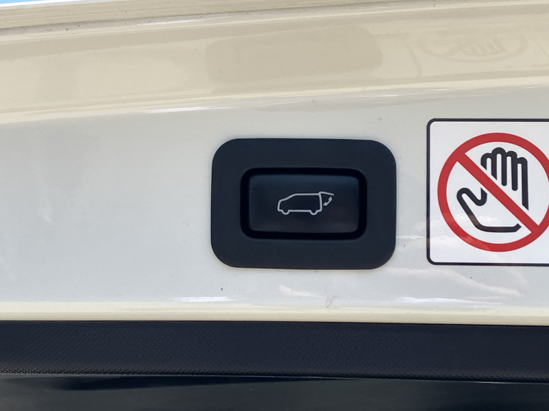 トヨタ エスティマ 中古車