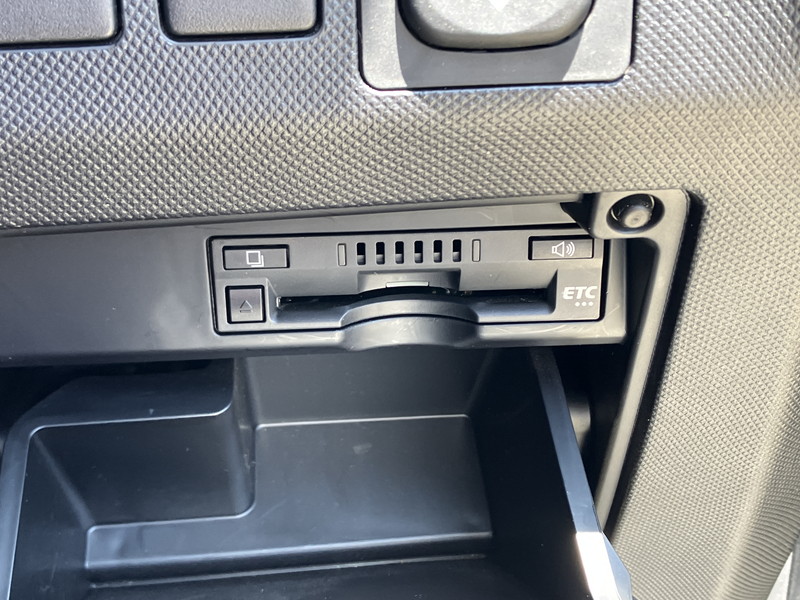 トヨタ エスティマ 中古車