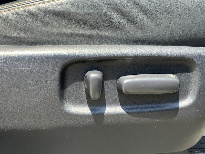 トヨタ エスティマ 中古車