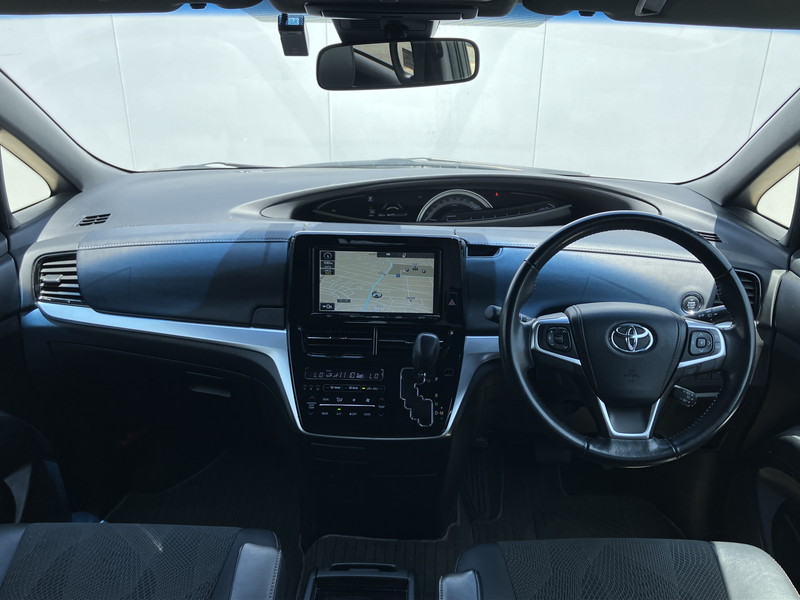 トヨタ エスティマ 中古車