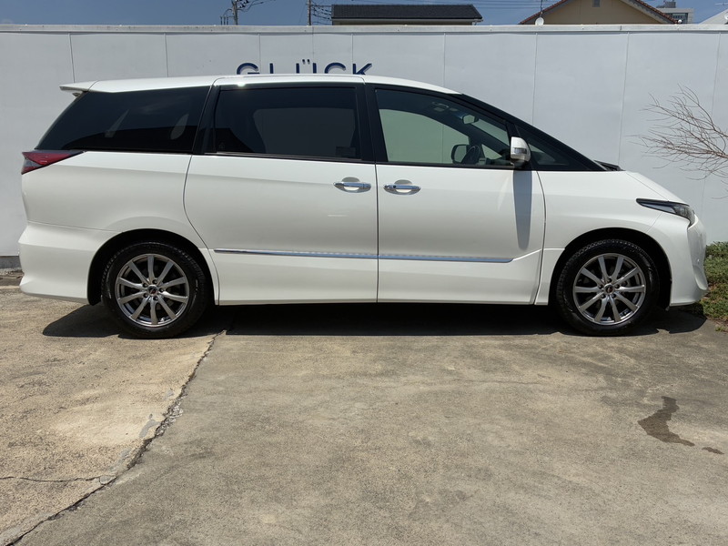 トヨタ エスティマ 中古車