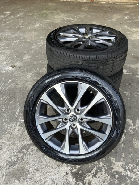 トヨタ エスティマ 中古車