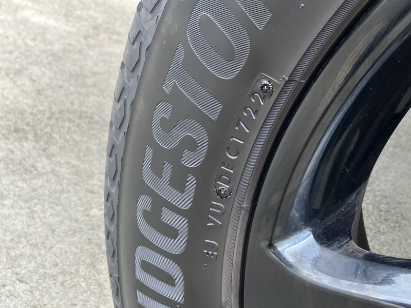 ボルボ XC90 中古車