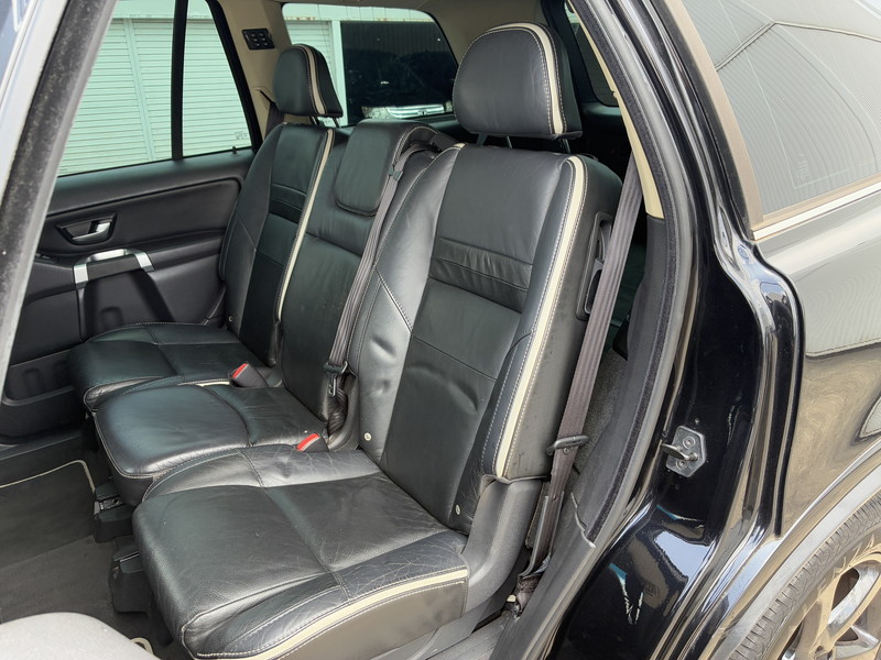 ボルボ XC90 中古車