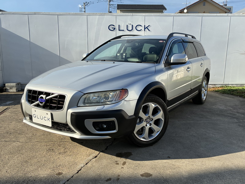 ボルボ XC70 1オーナー/フルオリジナル/禁煙車/ETCレザーシート/純正ナビ/パワーシート/シートヒーター/シートエアコン/HIDライト/クルーズコントロール/純正18Aw/ステアリングリモコン/TV/CD/オーディオ接続可
