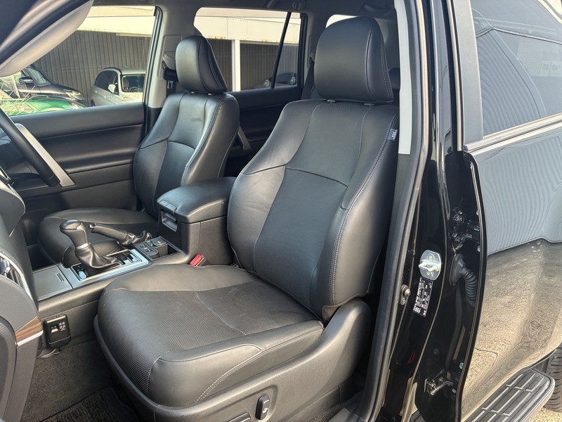 トヨタ ランドクルーザープラド 中古車