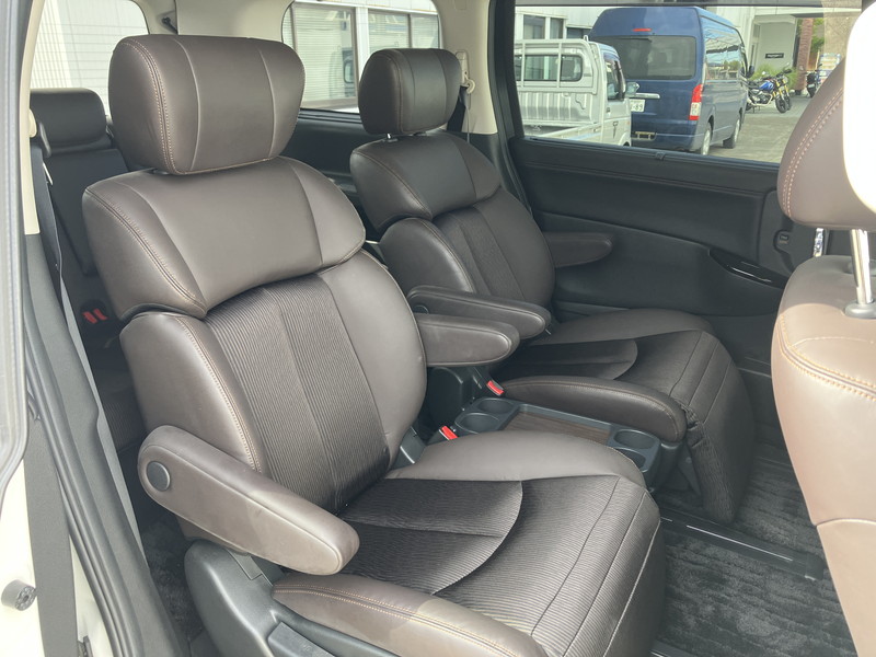 日産 エルグランド 中古車