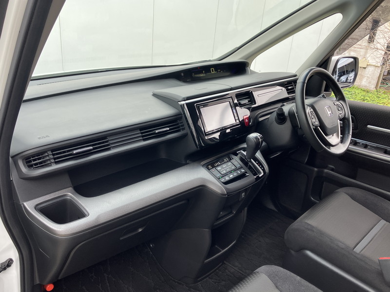 ホンダ ステップワゴン 中古車