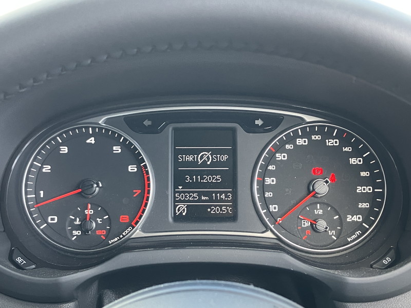 アウディ A1 中古車