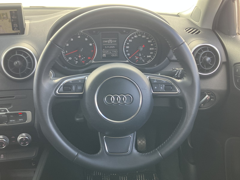 アウディ A1 中古車