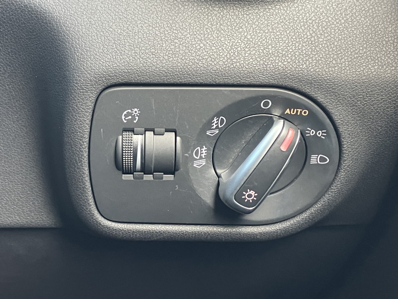 アウディ A1 中古車