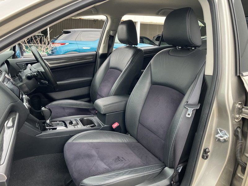 スバル レガシィアウトバック 中古車