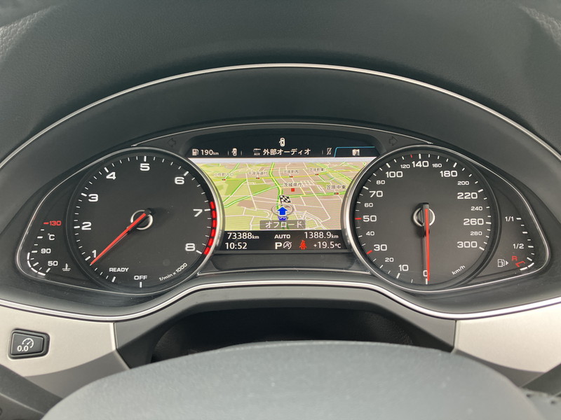 アウディ Q7 中古車