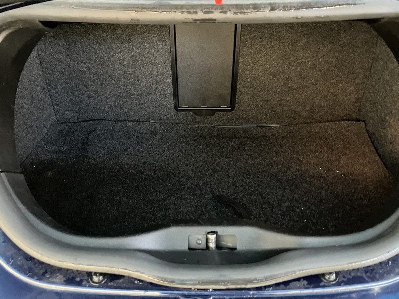 フォルクスワーゲン ニュービートル 中古車