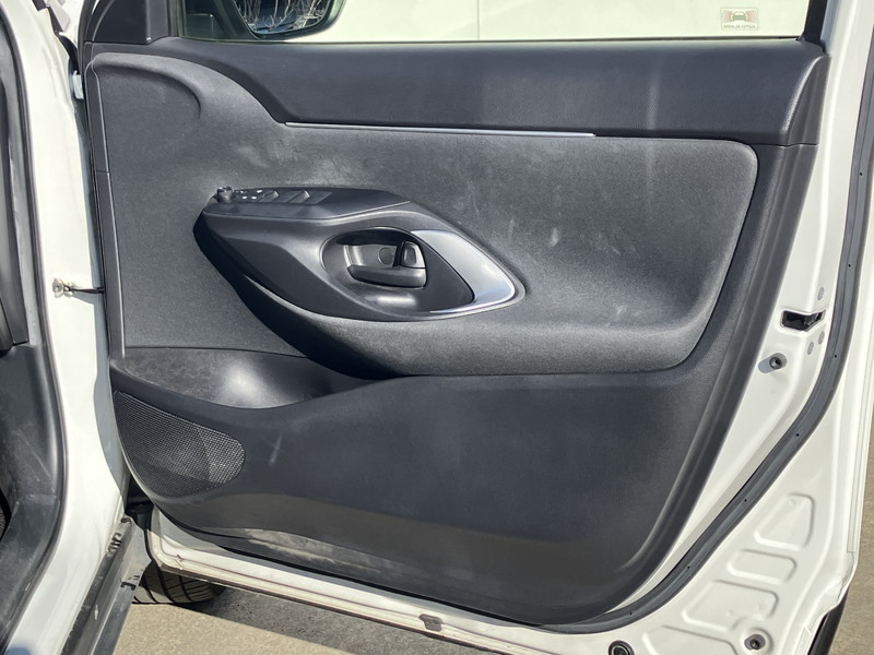 トヨタ ヤリスクロス 中古車