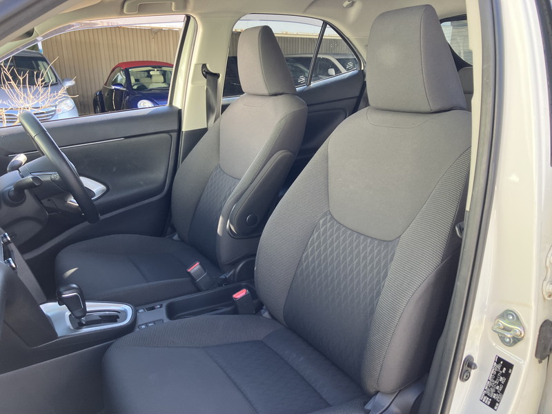 トヨタ ヤリスクロス 中古車