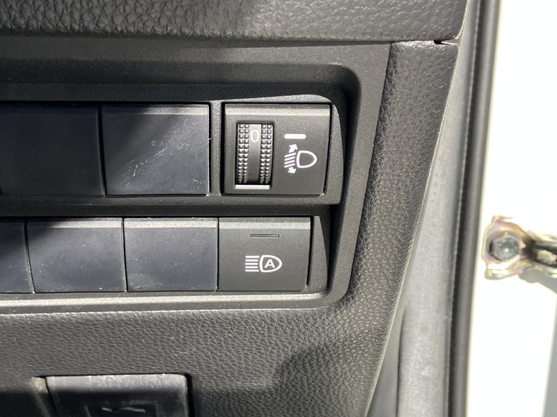 トヨタ ヤリスクロス 中古車