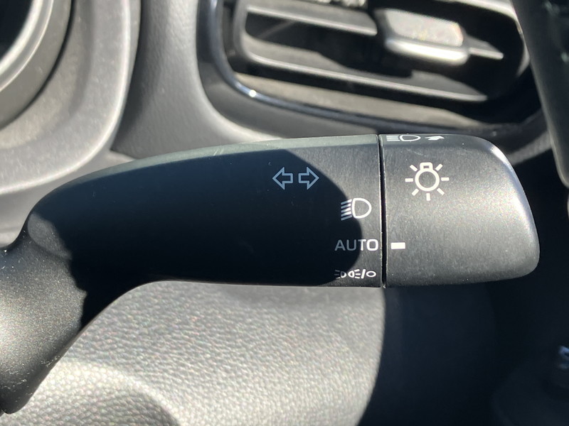 トヨタ ヤリスクロス 中古車