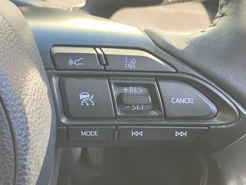 トヨタ ヤリスクロス 中古車