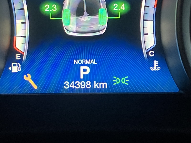 マセラティ ギブリ 中古車