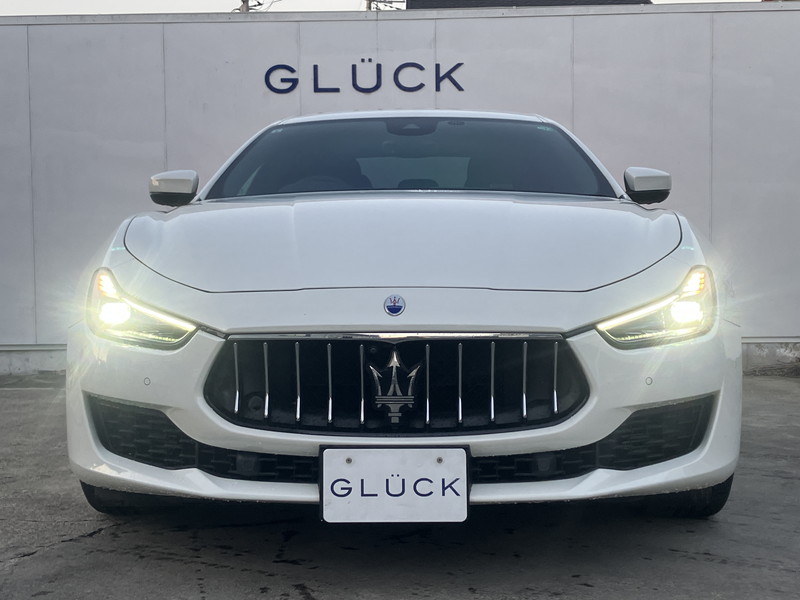 マセラティ ギブリ 中古車