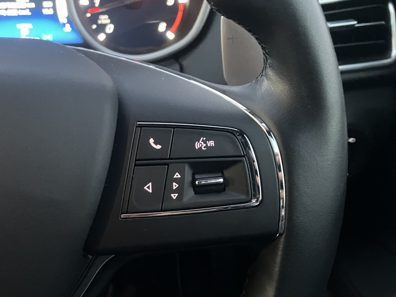 マセラティ ギブリ 中古車