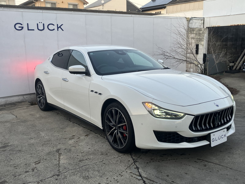 マセラティ ギブリ 中古車