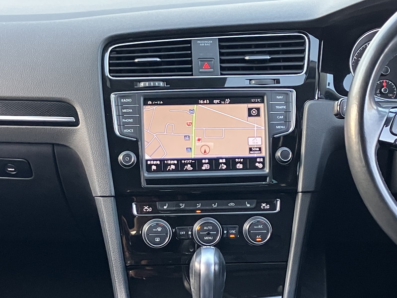 フォルクスワーゲン ゴルフヴァリアント 中古車