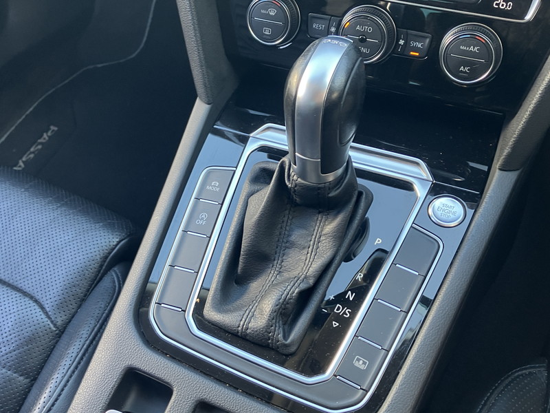 フォルクスワーゲン パサート 中古車