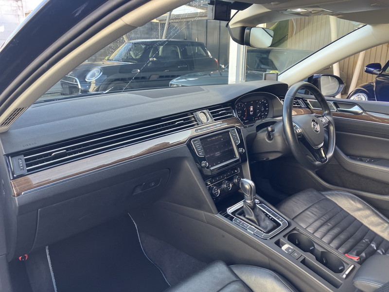 フォルクスワーゲン パサート 中古車