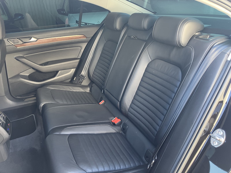 フォルクスワーゲン パサート 中古車