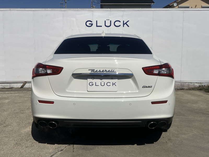 マセラティ ギブリ 中古車