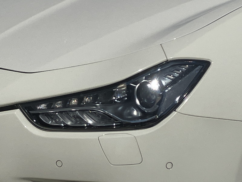 マセラティ ギブリ 中古車