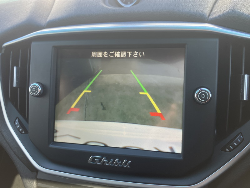 マセラティ ギブリ 中古車