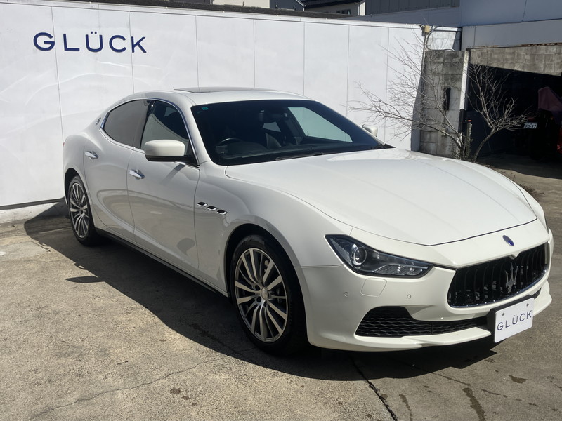 マセラティ ギブリ 中古車