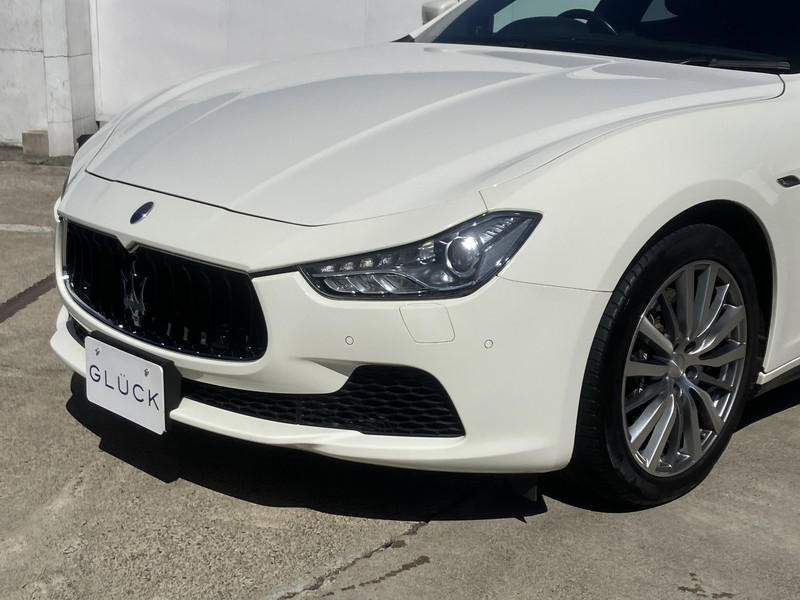 マセラティ ギブリ 中古車