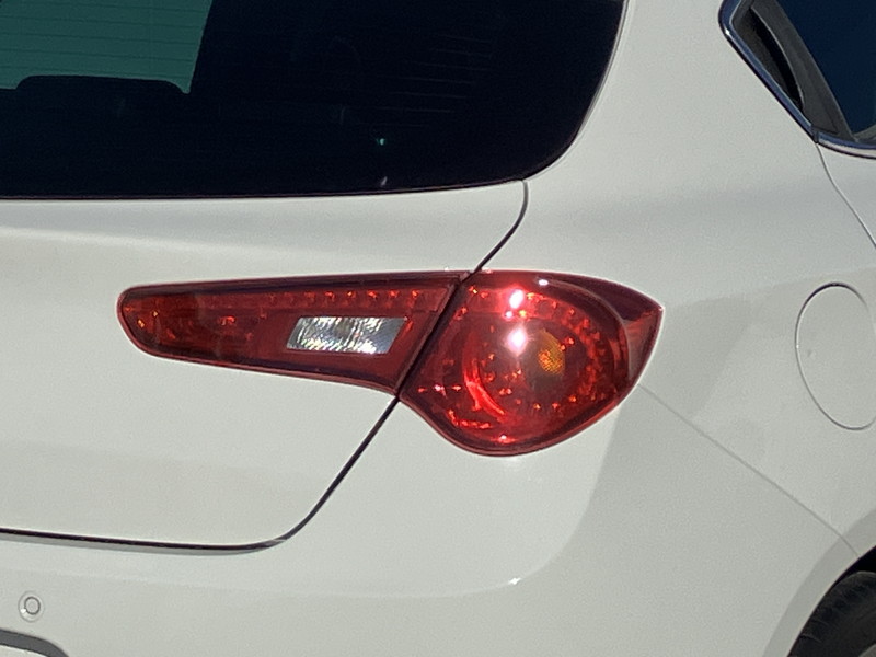 アルファロメオ ジュリエッタ 中古車