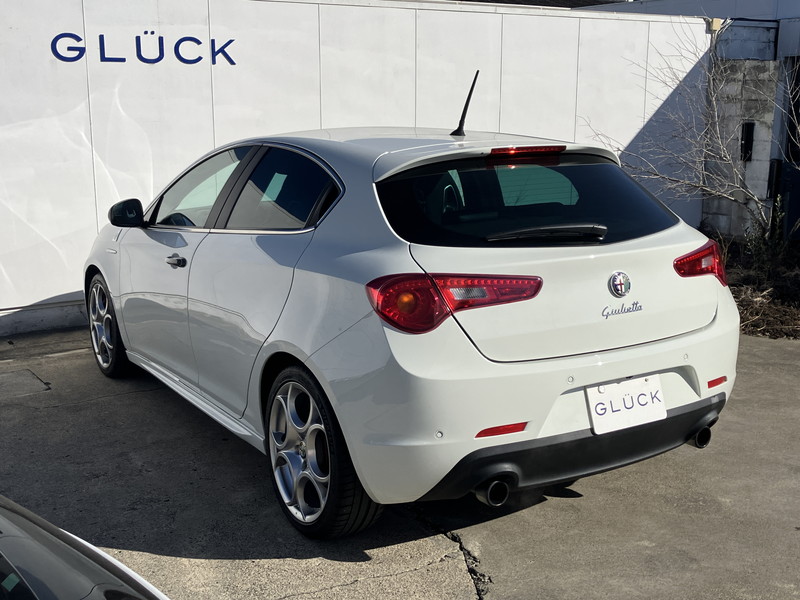 アルファロメオ ジュリエッタ 中古車