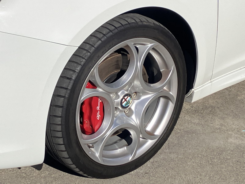 アルファロメオ ジュリエッタ 中古車