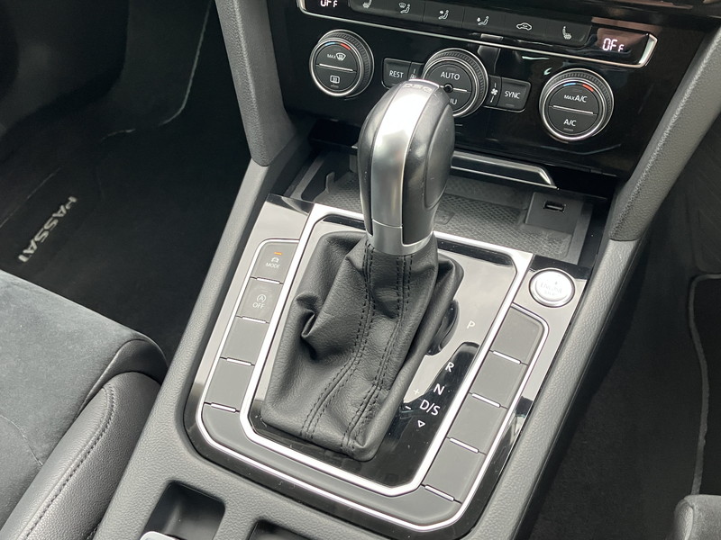 フォルクスワーゲン パサートヴァリアント 中古車