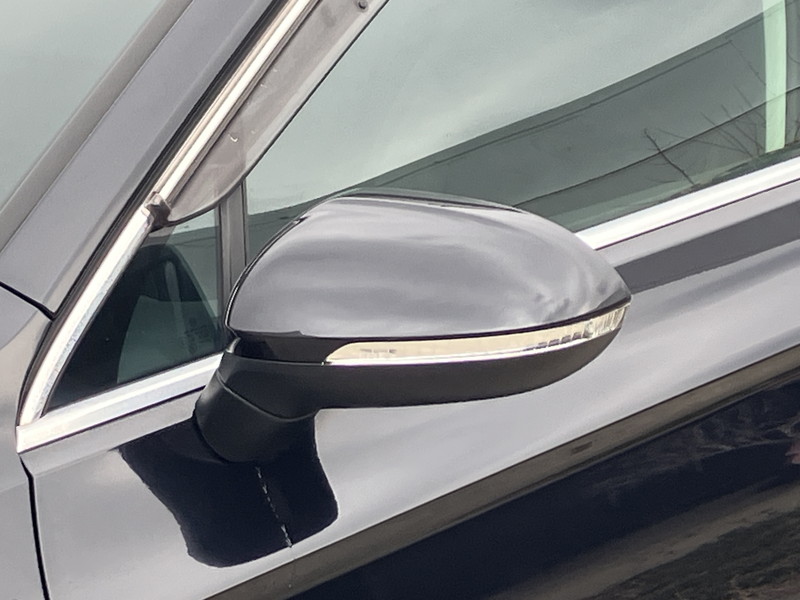 フォルクスワーゲン パサートヴァリアント 中古車