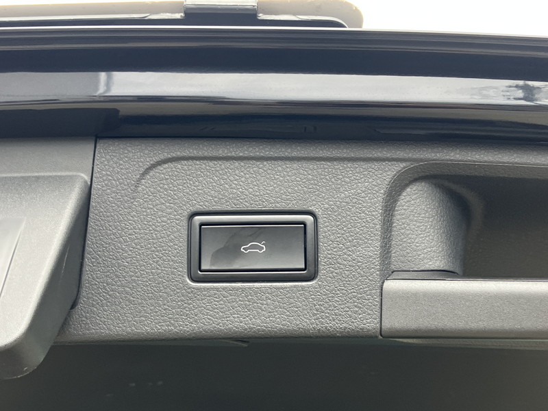 フォルクスワーゲン パサートヴァリアント 中古車