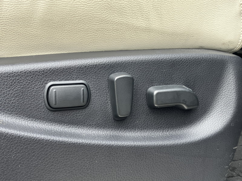 日産 エルグランド 中古車