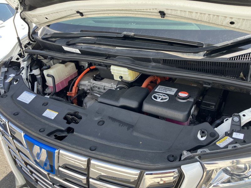 トヨタ アルファード ハイブリッド 中古車