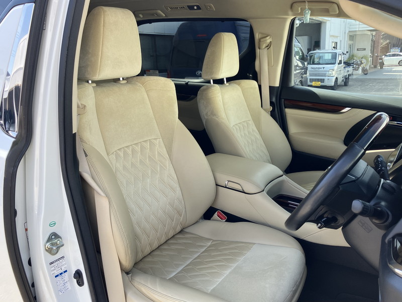 トヨタ アルファード ハイブリッド 中古車