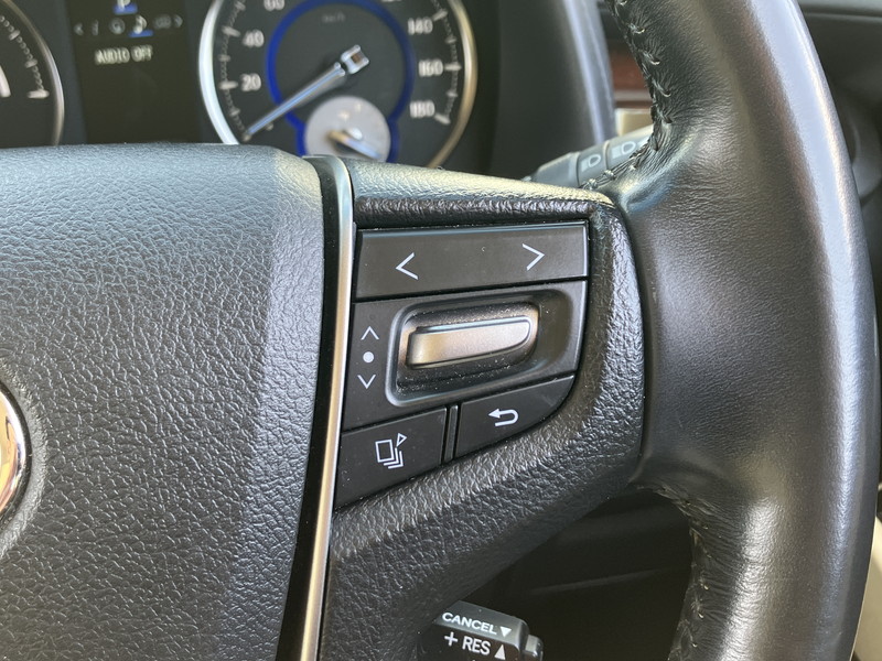 トヨタ アルファード ハイブリッド 中古車