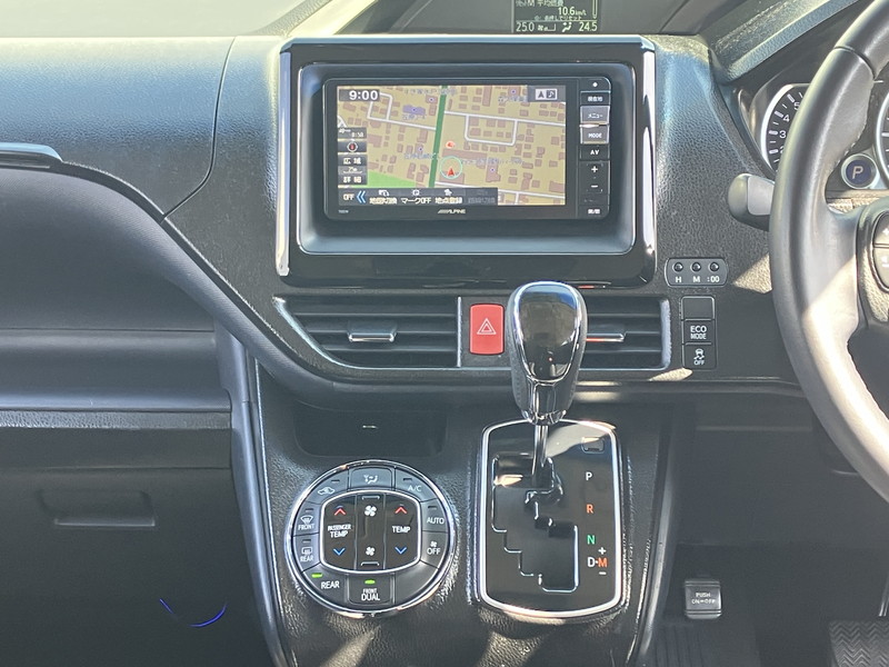 トヨタ ヴォクシー 中古車